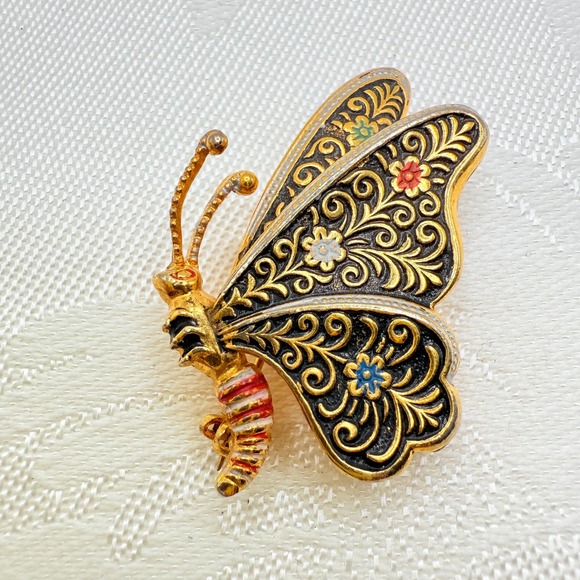 Jewelry - Vintage Ornate Damascene Style Black and Gold Tone Butterfly Insect Brooch Pin